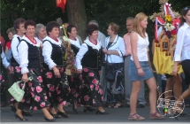 Zespół Jarzębinki na Gminno Parafialnych Dozynkach - 2007 rok