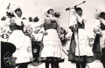 Jadwiga Wegner, Regina Pietrzak, Marianna Karolak, Stanisława Wawrzyniak - dozynki w Przykonie - 1977 rok