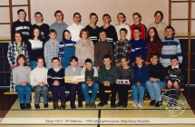 Klasa VIII A - SP Malanow - 1999 rok, wychowawca Boguslawa Nowicka