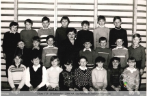 Klasa V B - SP Malanow - 1984 rok, wychowawca Jadwiga Filipowicz