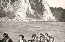 Wycieczka klas VIII SP Malanow - lata 80-te XX wieku, wychowawca Jadwiga Filipowicz
