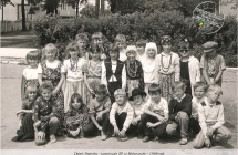 Dzien Dziecka - uczniowie SP w Malanowie - 1988 rok