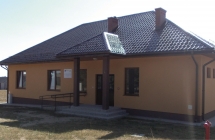 Budynek świetlicy wiejskiej w Rachowej