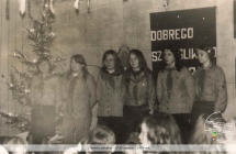 Choinka szkolna - SP Kotwasice - 1974 rok 1