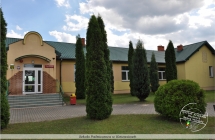 Budynek szkoły podstawowej w Kotwasicach