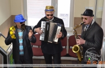 Zapustnicy z Dziadowic z wisytą w Urzędzie Gminy w Malnowie - 2017 rok